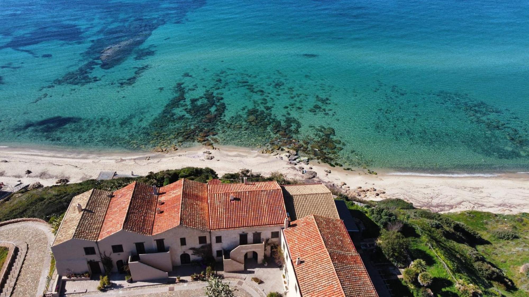 "Casa Cansella" A Few Steps From The Sea Gonnesa Exterior photo